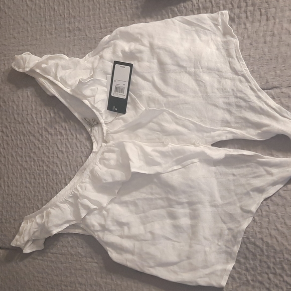 Guess Crop, Skirt and Dress Bundle - Picture 5 of 11